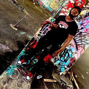 Meet your Posher, Chris